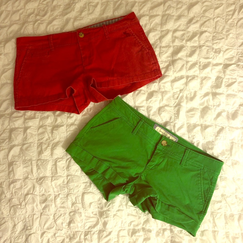 Abercrombie & Fitch Cotton Red and Green Shorts 👯